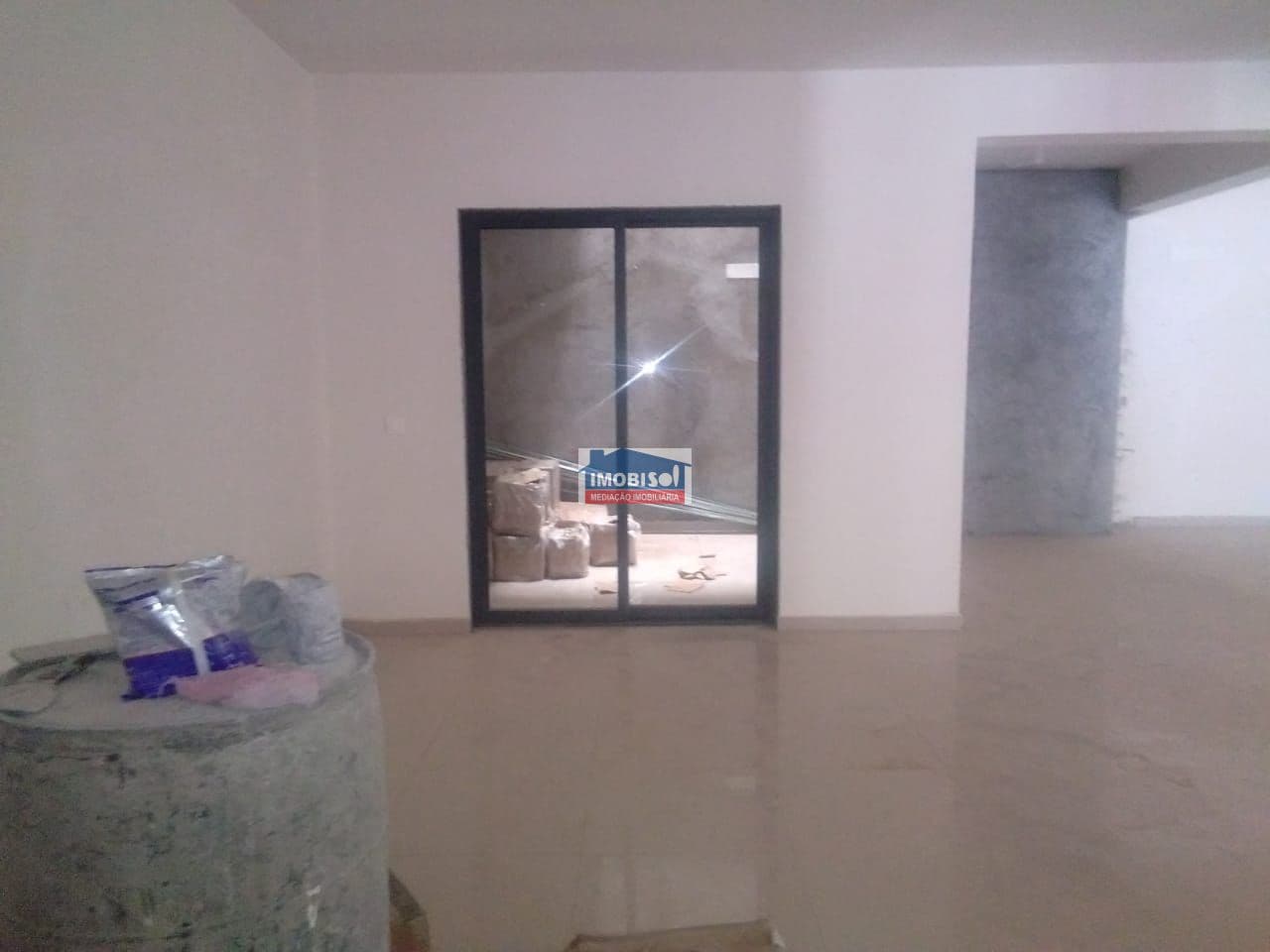 Espaço comercial para arrendamento na Praia, Santiago — foto 2