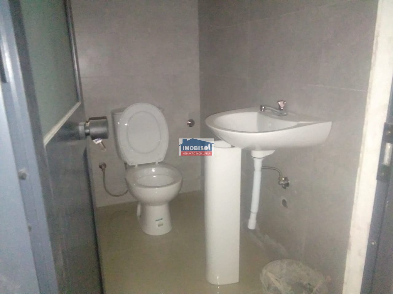 Espaço comercial para arrendamento na Praia, Santiago — foto 3