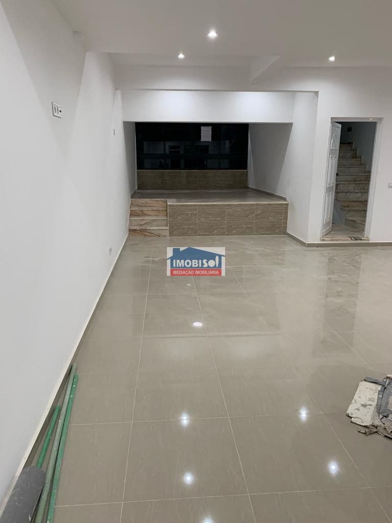 Espace commercial à louer à Praia, Santiago