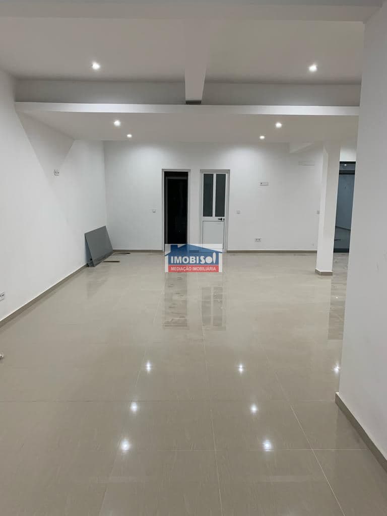 Commercial space for rent in Praia, Santiago — foto 5