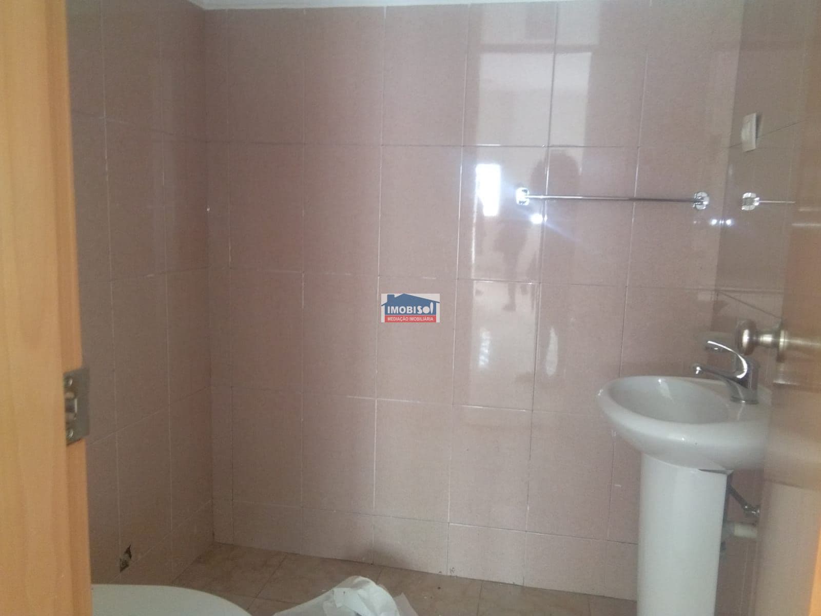 Espaço comercial para arrendamento na Praia, Santiago — foto 3
