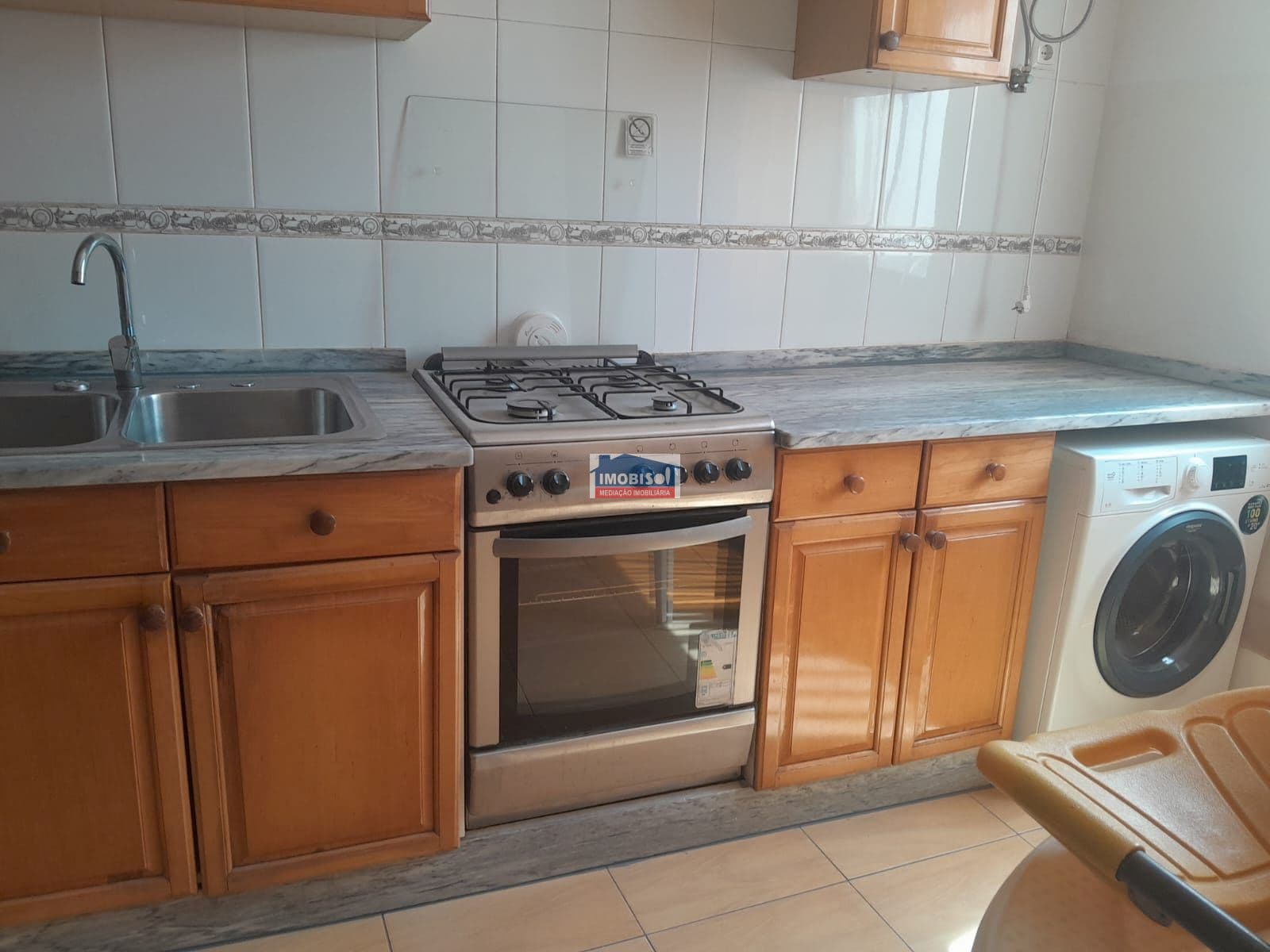 Apartamento T2 para arrendamento na Praia, Santiago — foto principal