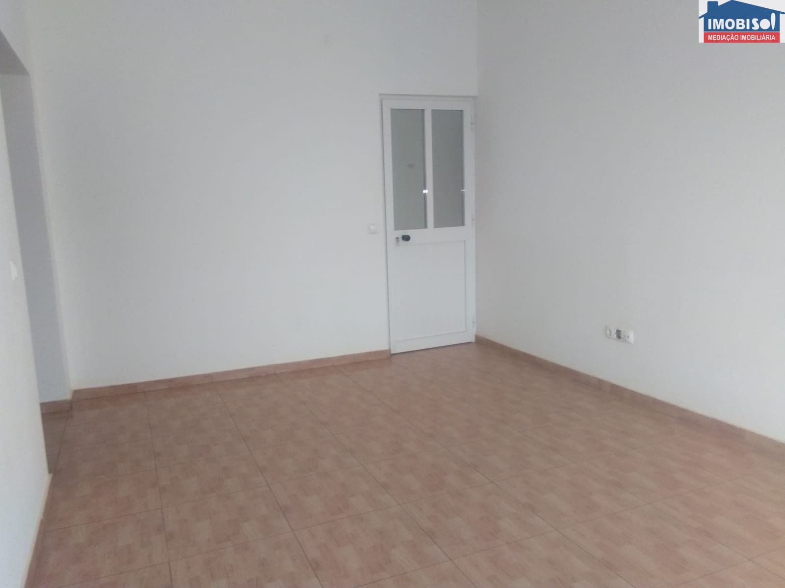 Apartment T2 for rent in Praia, Santiago — foto 2