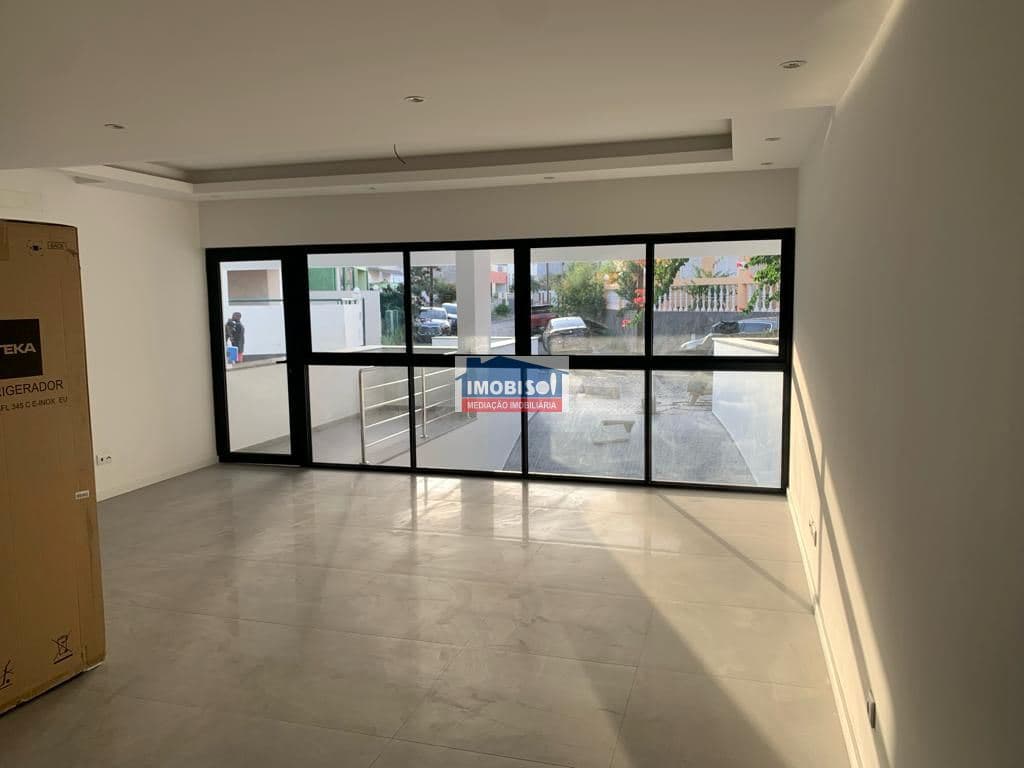 Apartment T3 for sale in Praia, Santiago